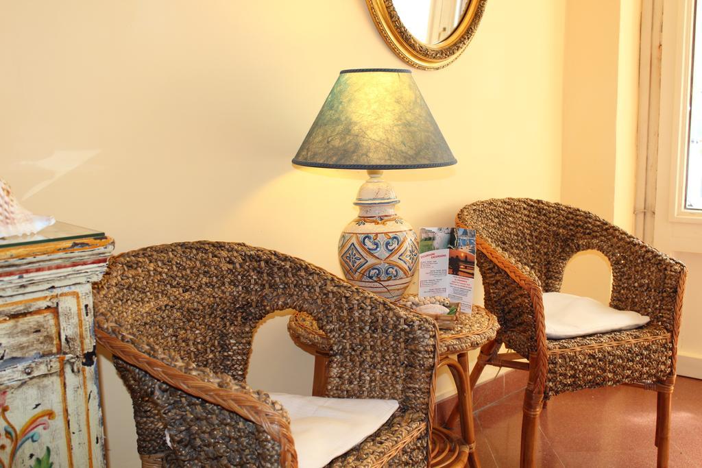 טראפאני Hotel Residence Le Chiavi Di San Francesco מראה חיצוני תמונה