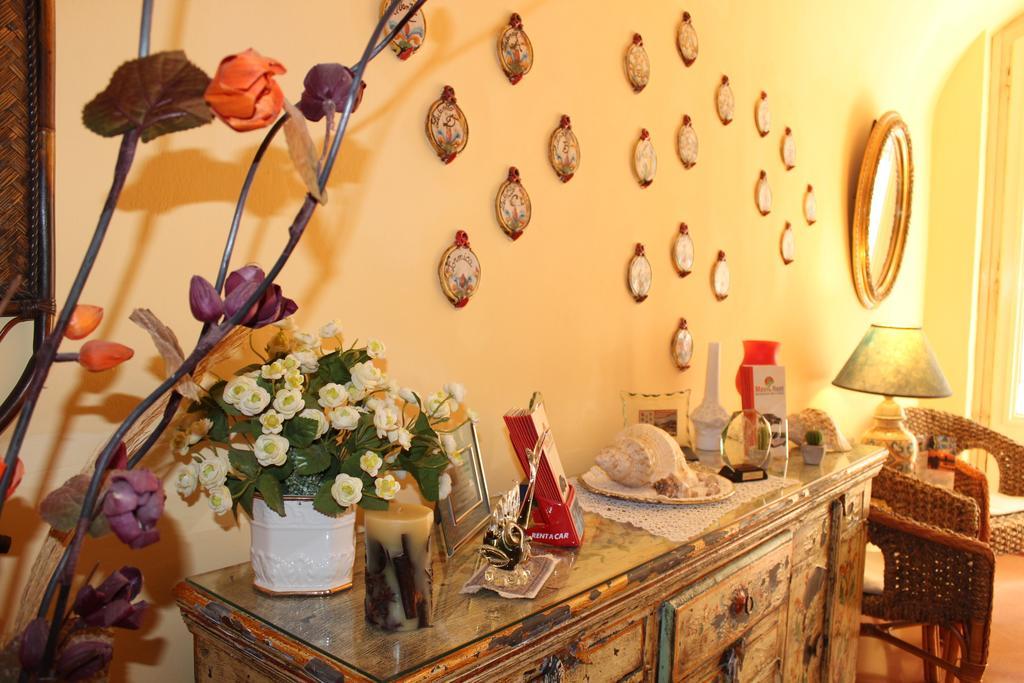 טראפאני Hotel Residence Le Chiavi Di San Francesco מראה חיצוני תמונה